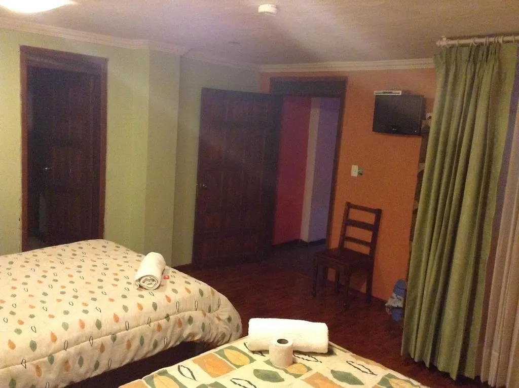 Konukevi Hostal Flor De Kanela Quito